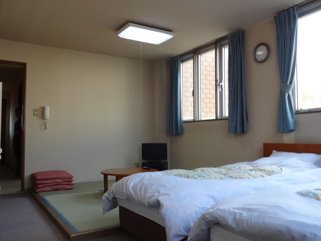 Oomukou Ryokan Hakuba Zimmer foto