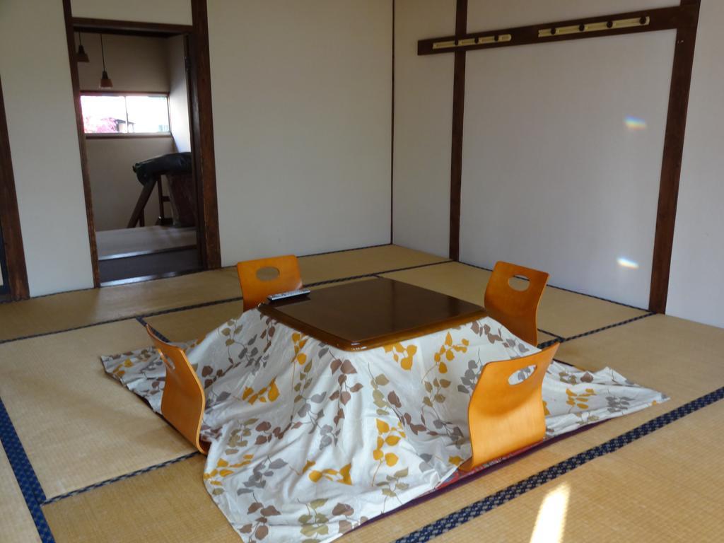 Oomukou Ryokan Hakuba Zimmer foto